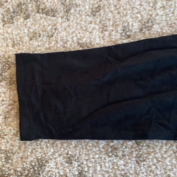 BANANA REPUBLIC SOFT LUXE BAND-HEM TOP - Picture 8 of 12